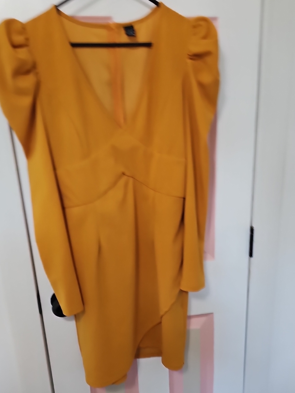 Women’s Mustard V-Neck Puff Sleeve Dress